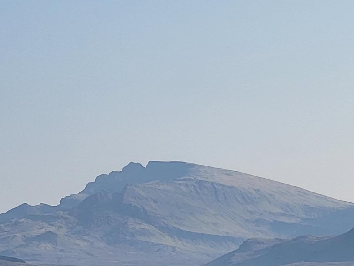 An Cnoc Bed & Breakfast Staffin Extérieur photo